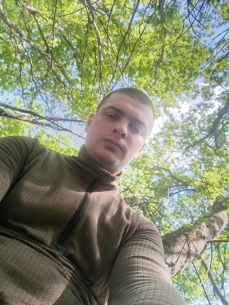  52885715  Daniil, 27 ,    