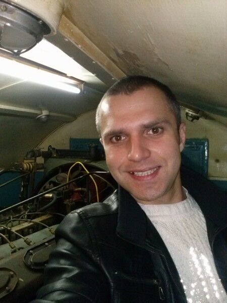  7845425  , 42 ,    