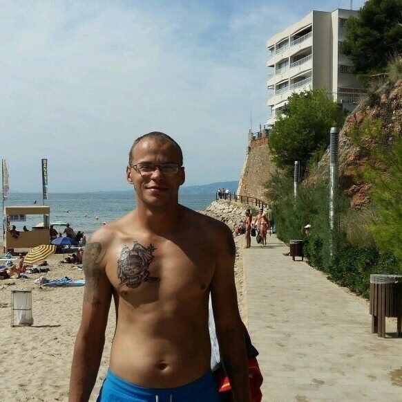  Tuttlingen,   , 42 ,   ,   , c 