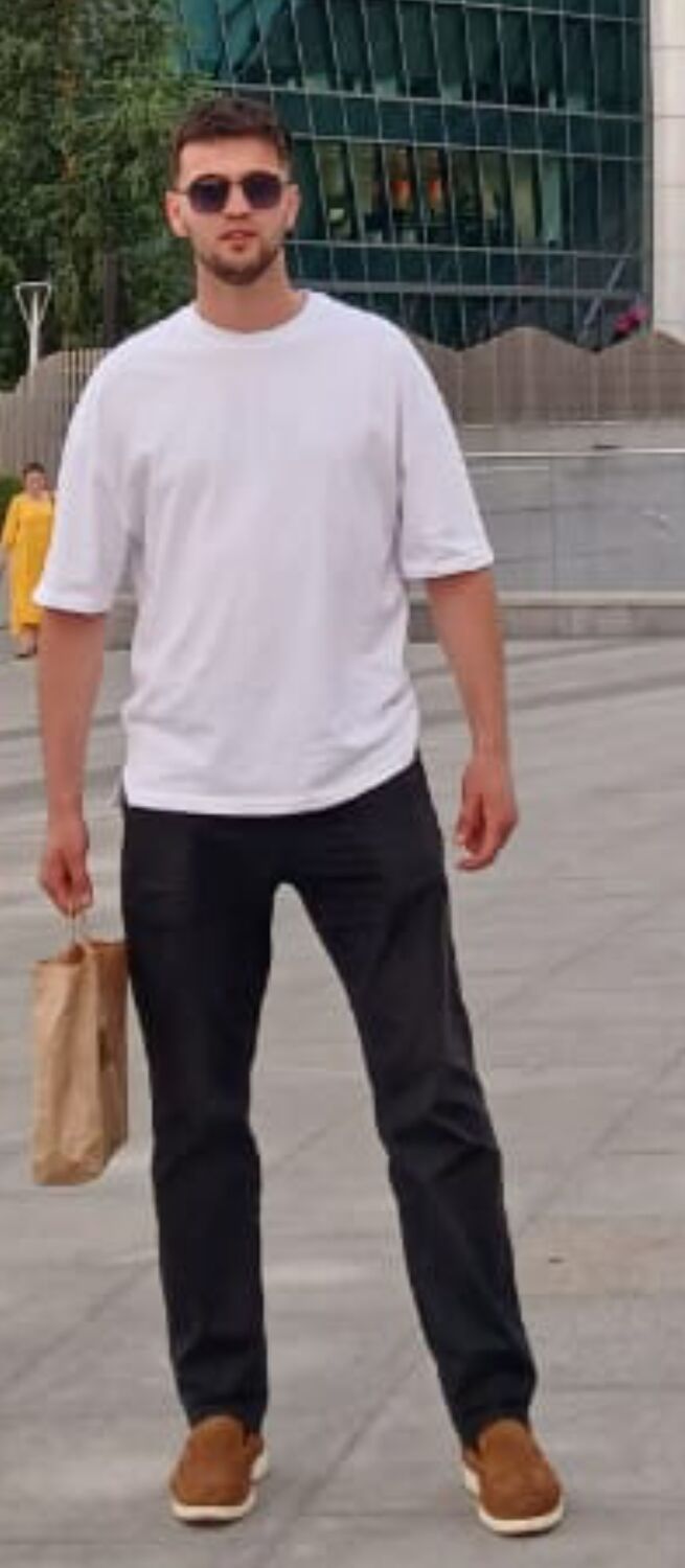  ,   Elton, 29 ,   ,   