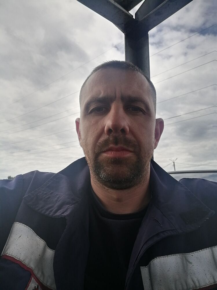  28844495  , 40 ,    