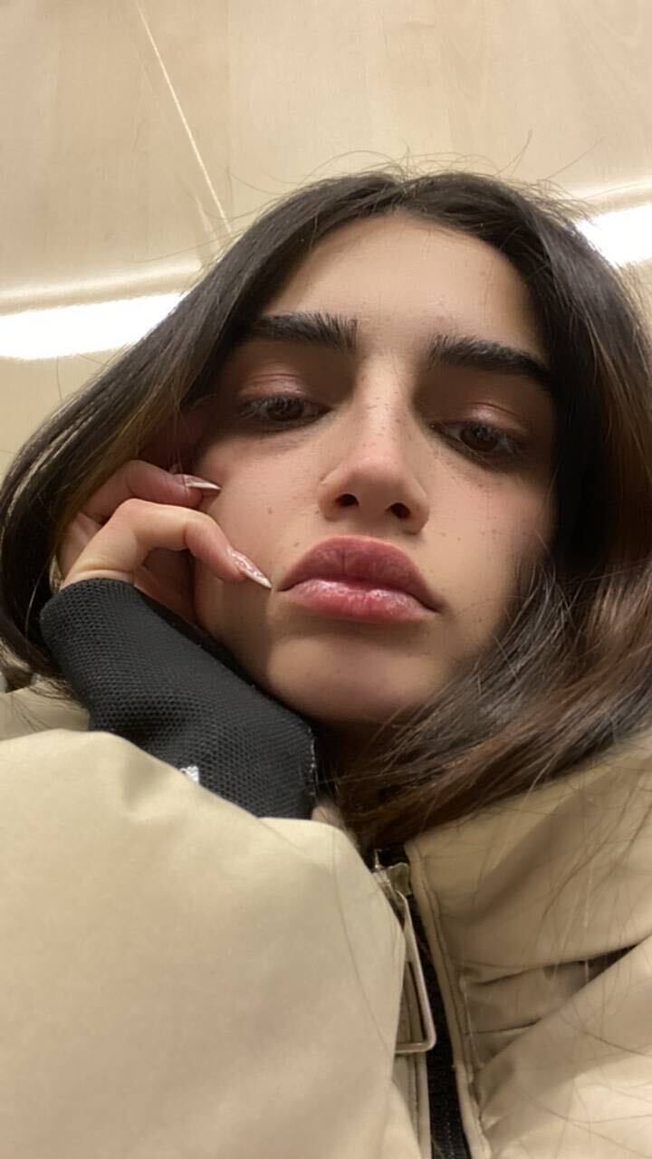  33388085  , 25 ,    