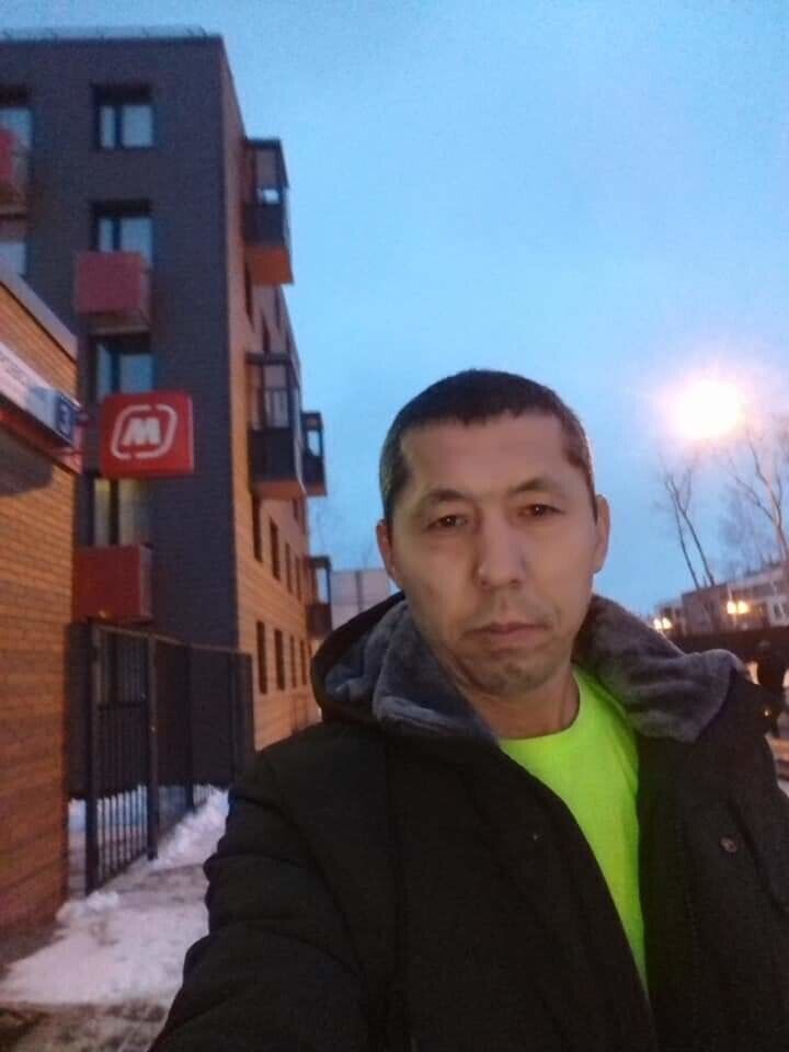  33985735  , 52 ,    