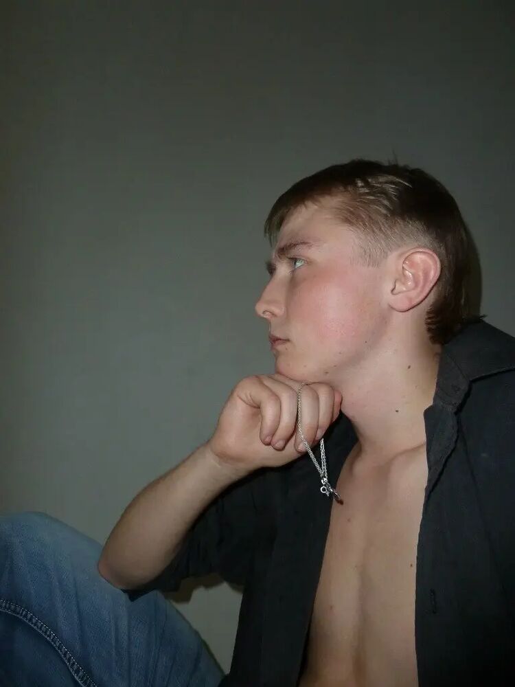  50009115  Alexey, 33 ,    