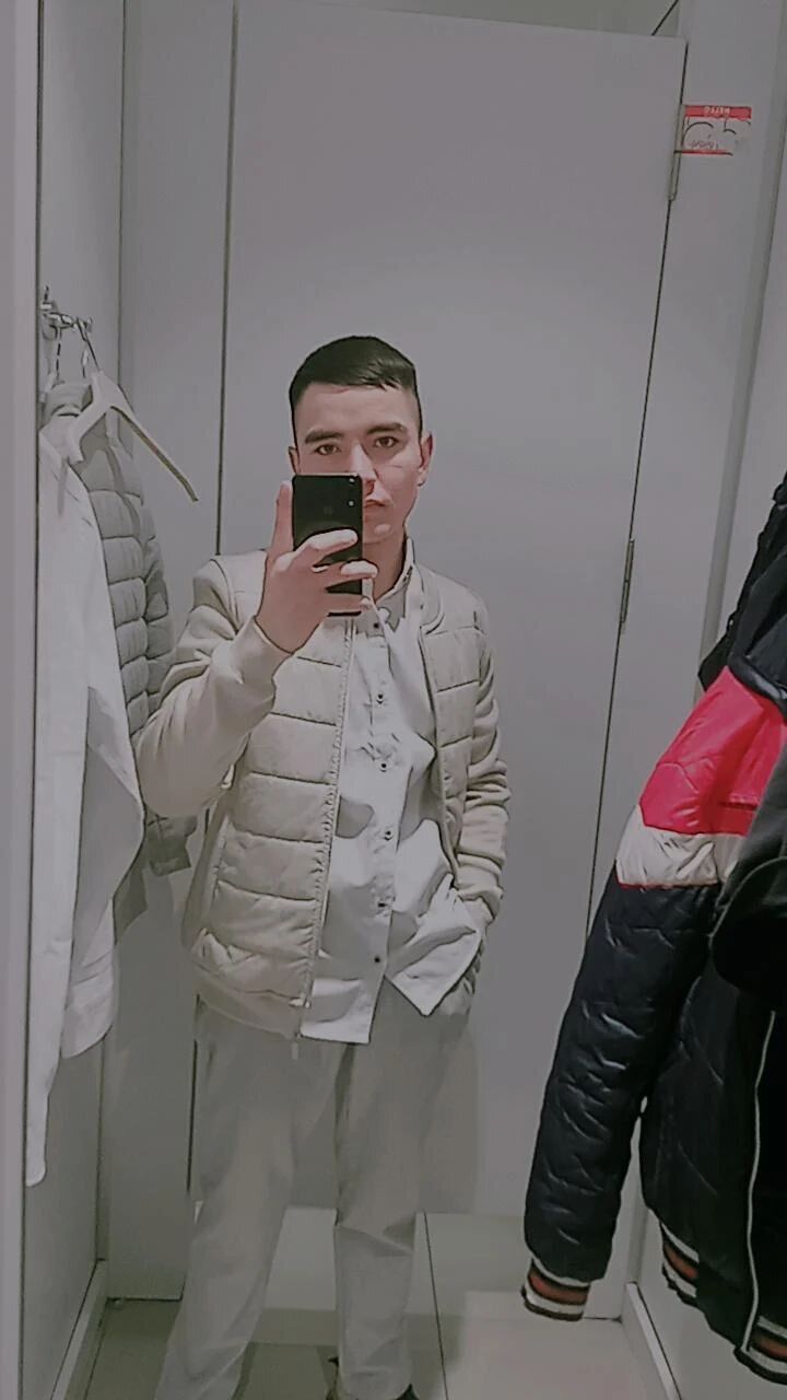  43527775  , 20 ,    