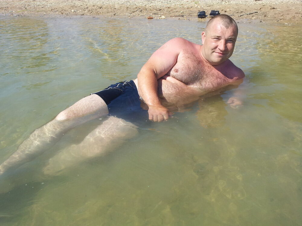  6793415  RUSLAN, 46 ,    