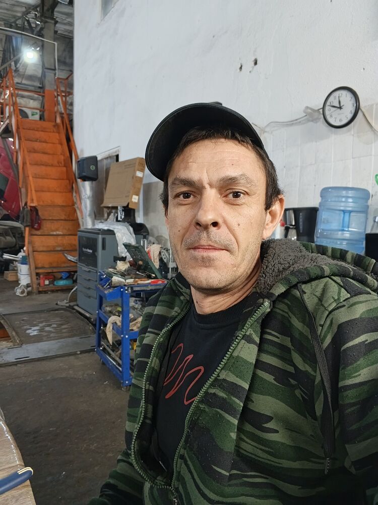 ���� 55570995 ������� ˸��, 43 ����, ���� ���������� � �������-��-����