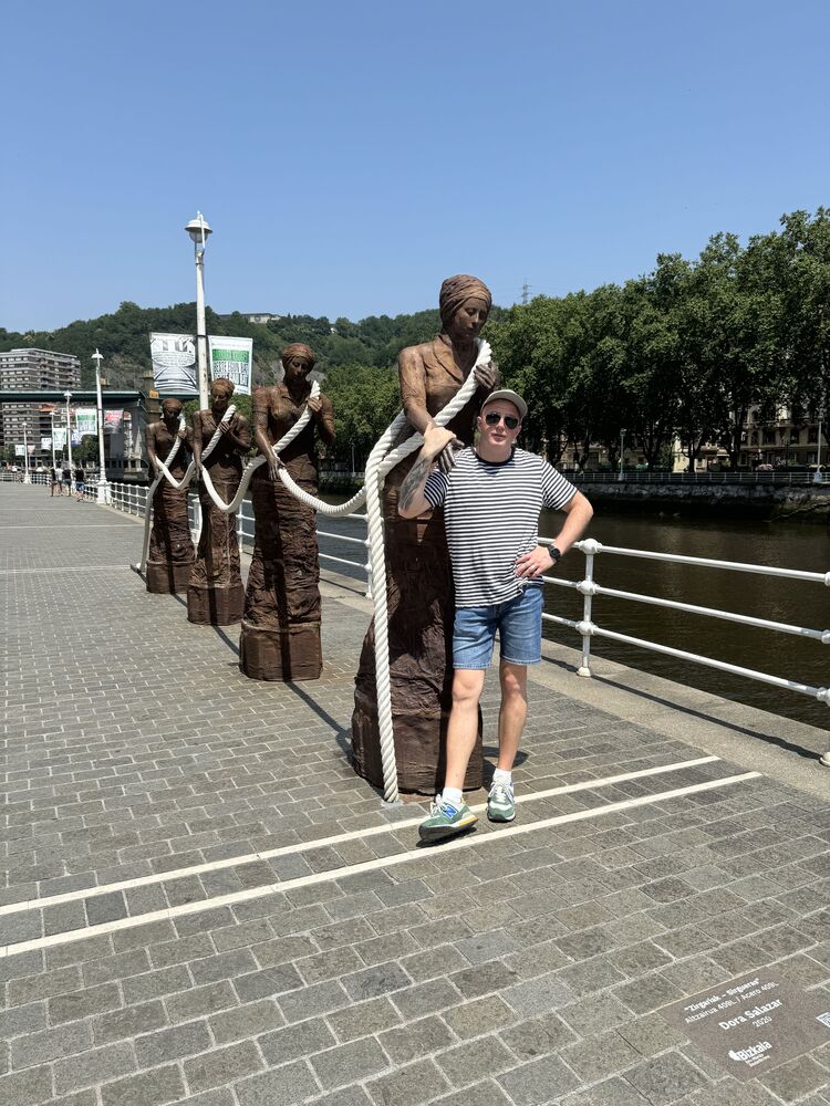  Madrid,   Aleksandr, 35 ,     , c 