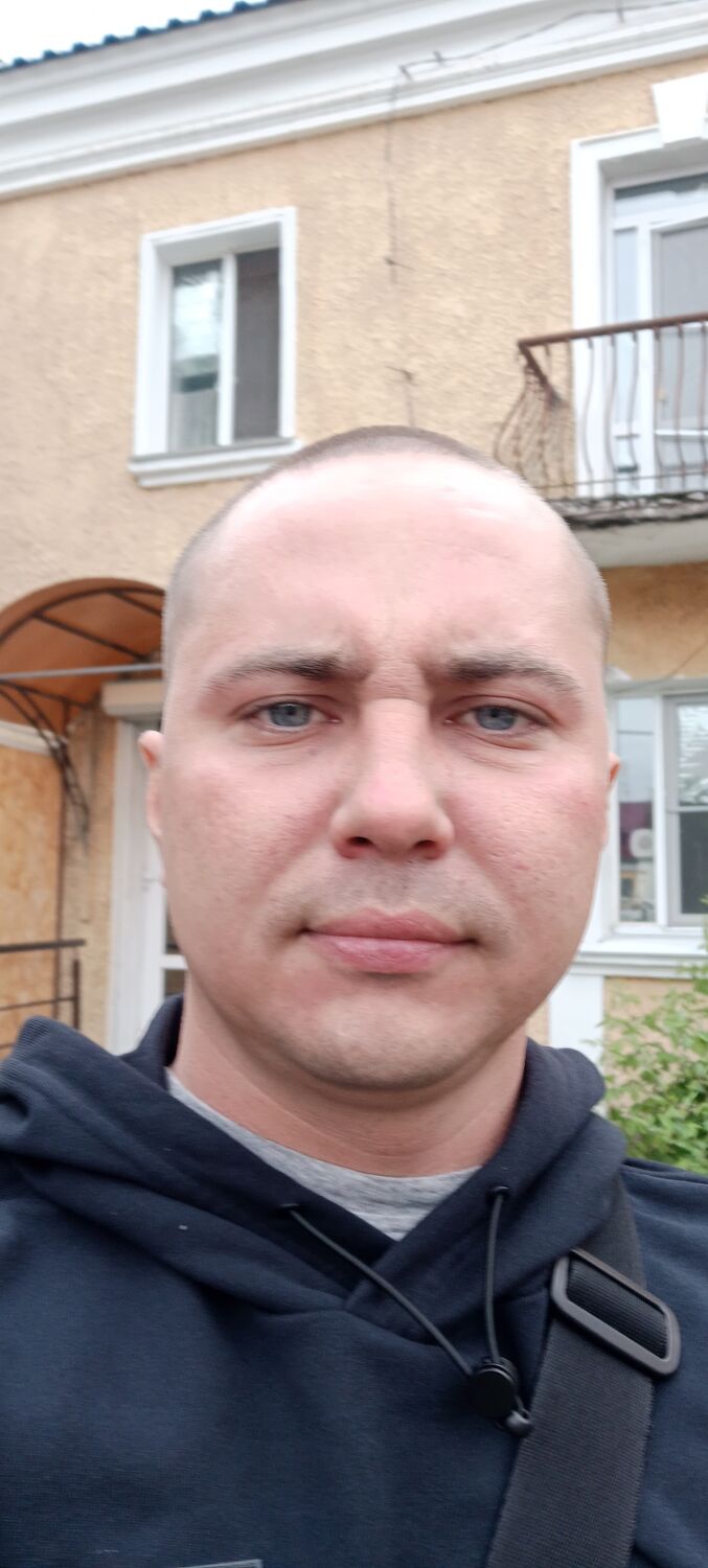  44273805  , 30 ,    
