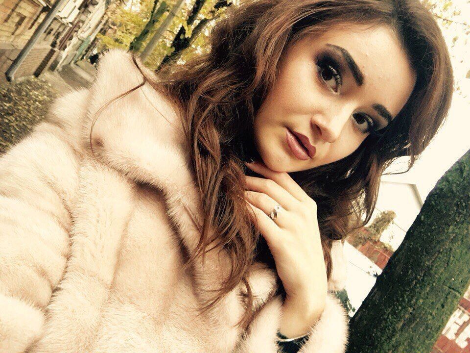  ,   Maxim, 25 ,   ,   , c 