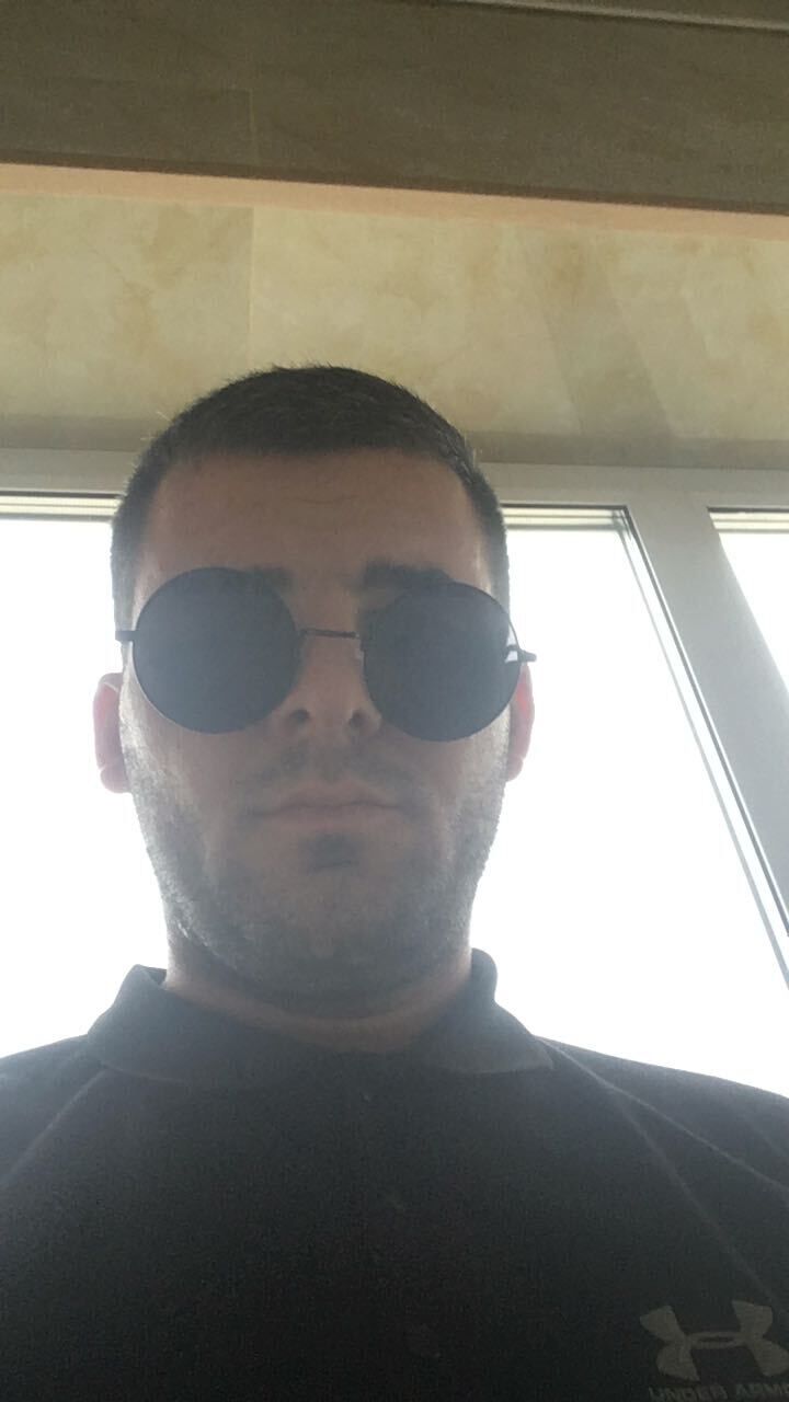  35258425  , 27 ,    