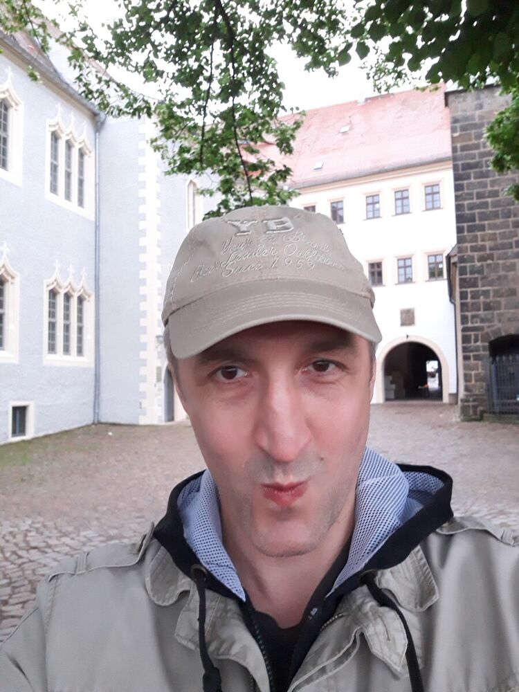  20931345  Sergej, 49 ,    Frankfurt Am Main