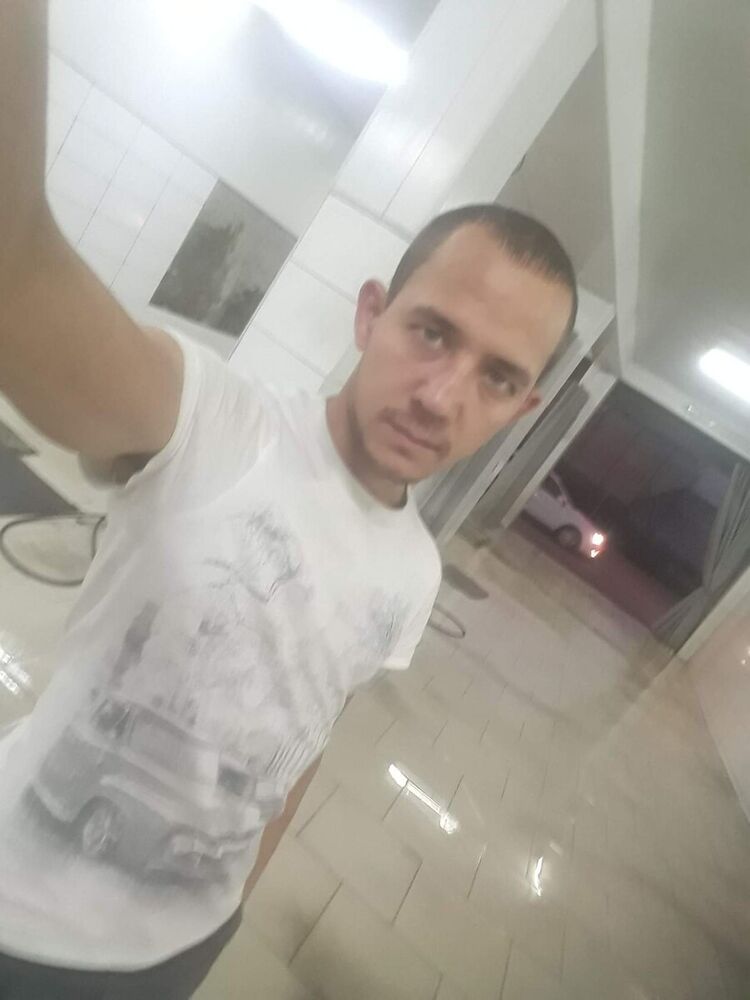  ,   Ivan, 36 ,     , c 