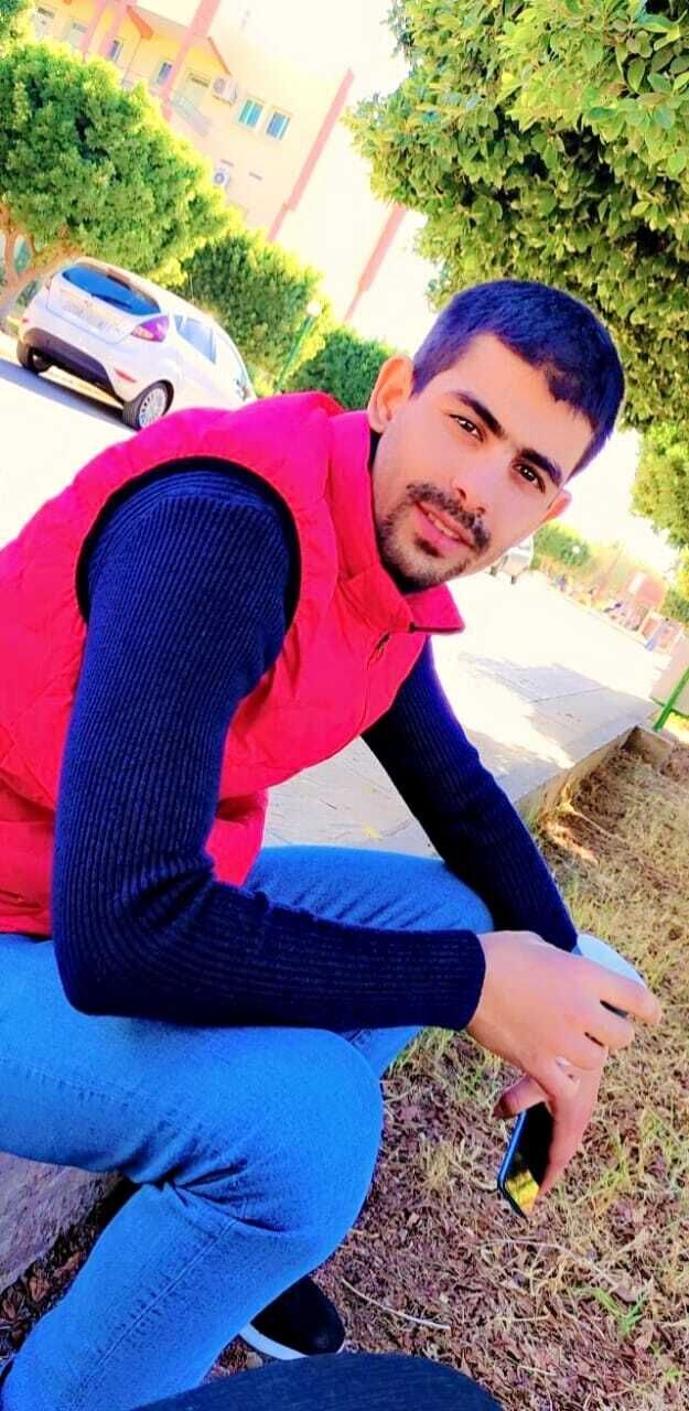  30529435  Soufian, 30 ,    