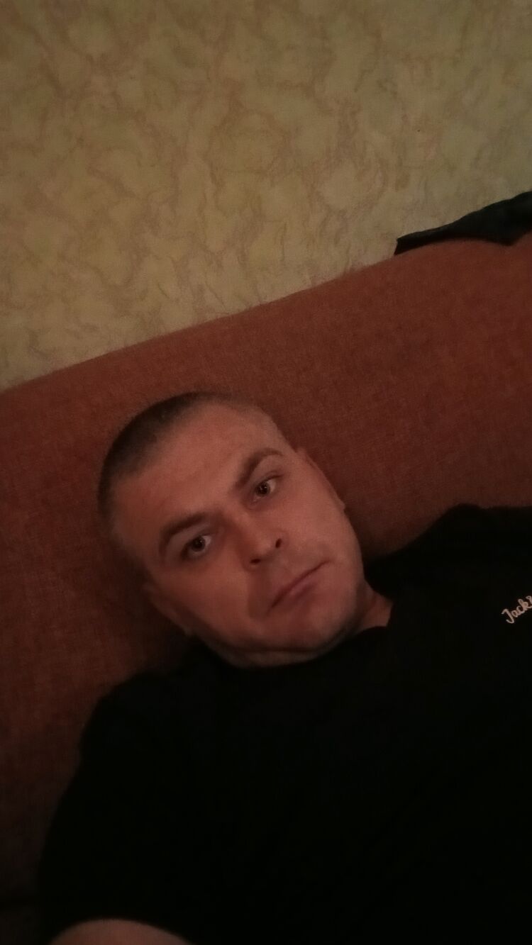  48045875  , 37 ,    