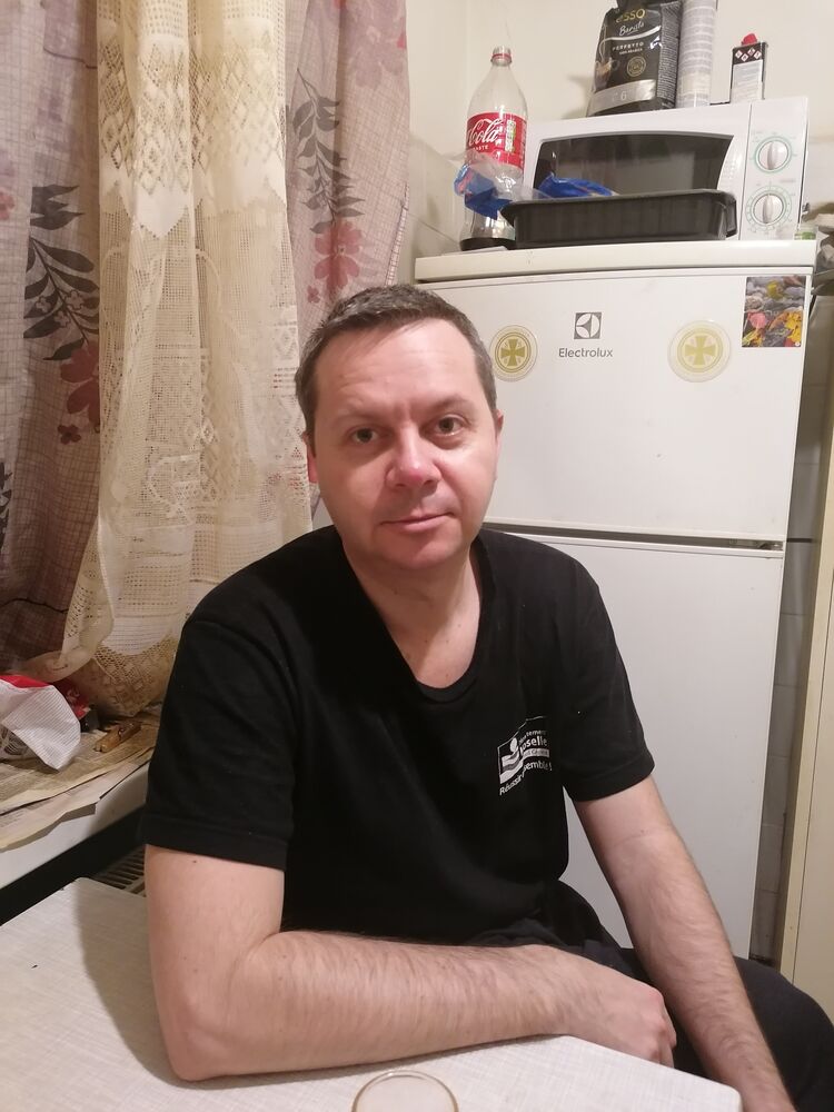  ,   Boris, 42 ,   ,   , c , 