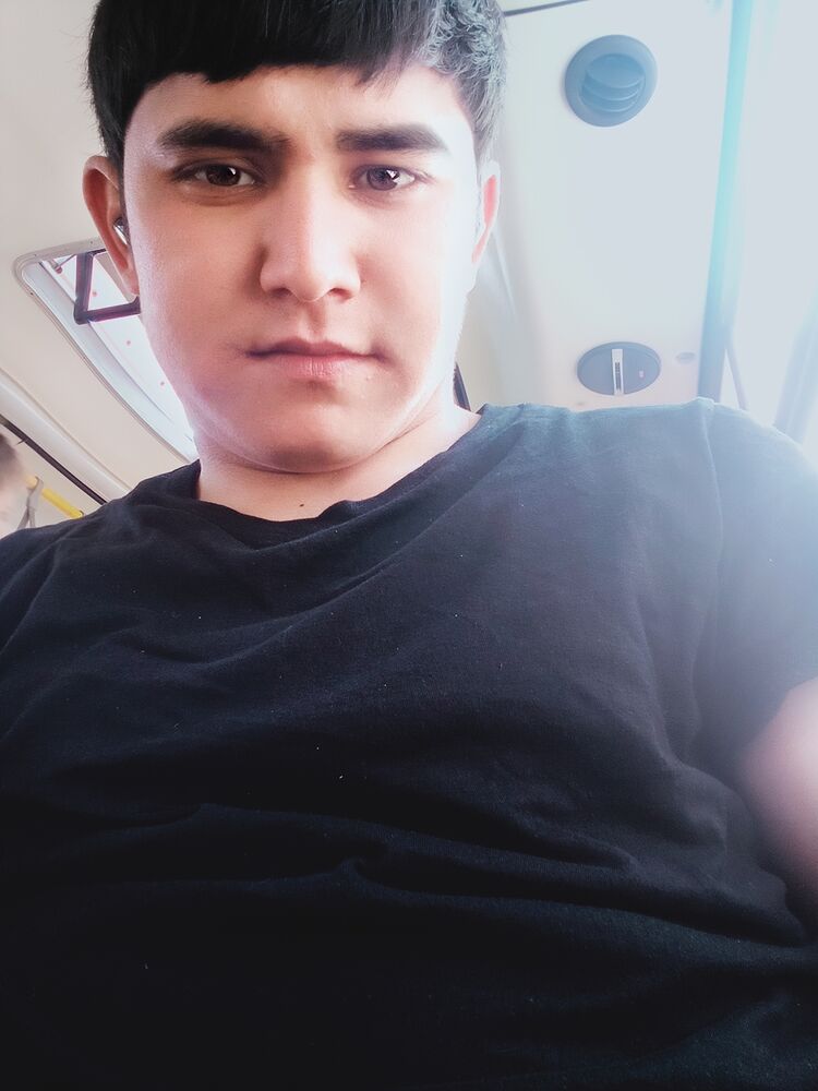  36167295  Timur, 27 ,    