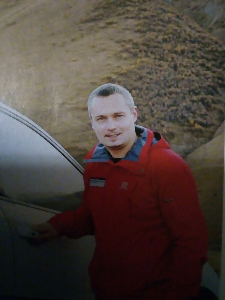  ,   Mihajlo, 42 ,  