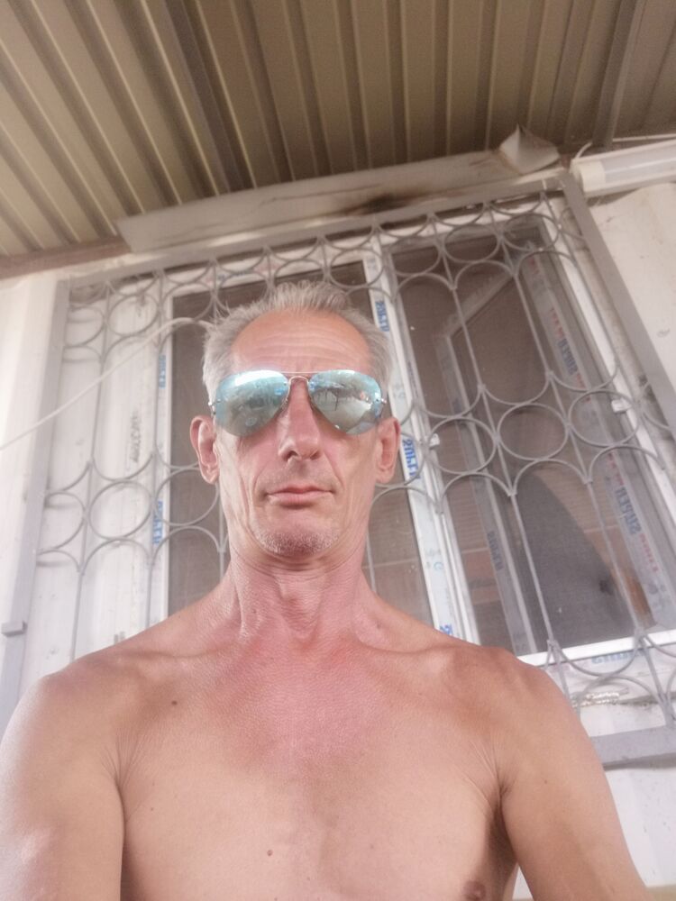  28031085  , 56 ,    