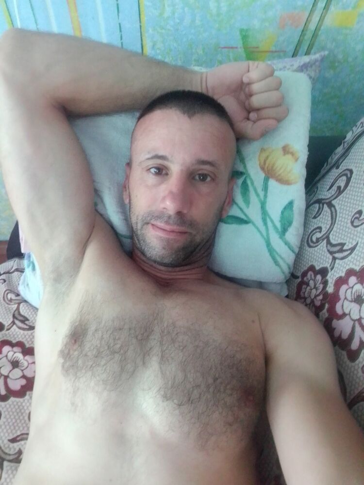  22897455  , 44 ,    