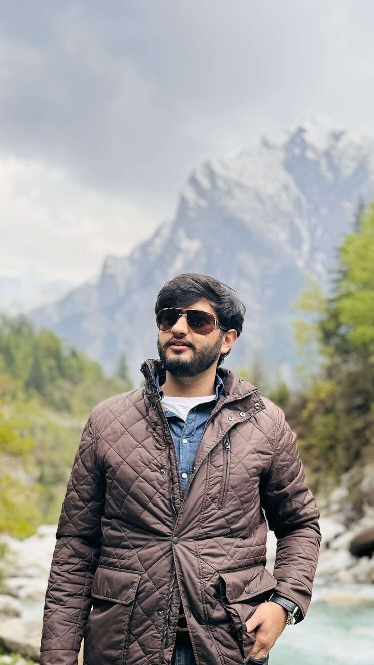  Kasauli,   Kushaal, 27 ,   ,   