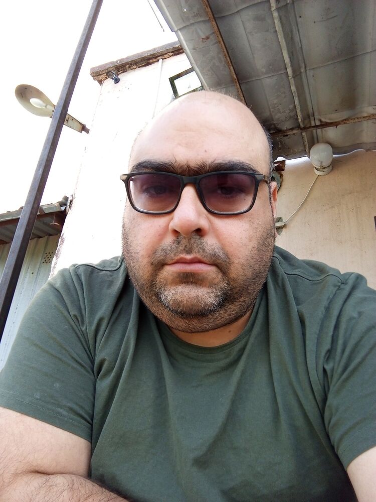  ,   Ruben, 40 ,   ,   