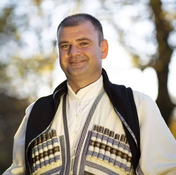  ,   Nick, 41 ,   ,   