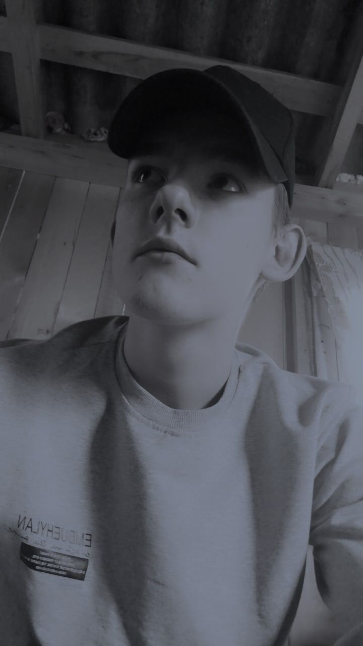  45320985  Sergej, 19 ,    
