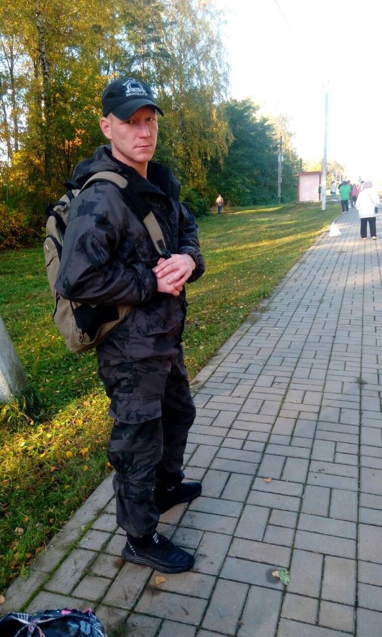  30070075  Anatoly, 35 ,    
