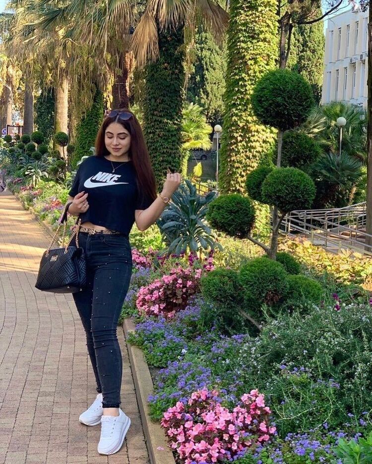  36670135  Zulfiye, 26 ,    