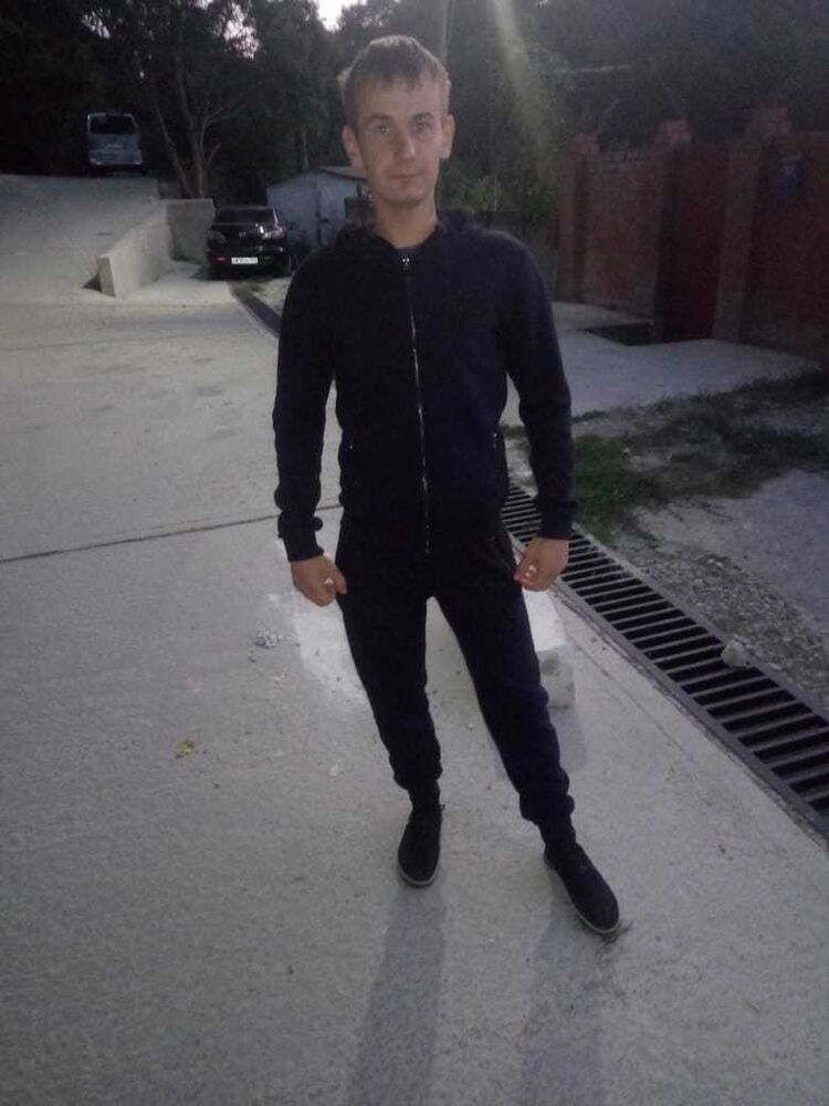  ,   Pavel, 31 ,   ,   , c 