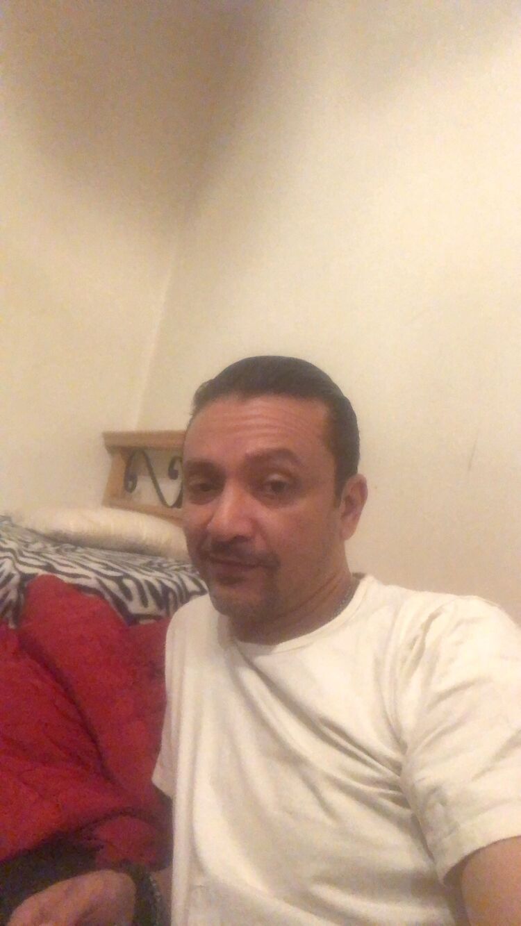  ,   Wesam, 47 ,   ,   , c 