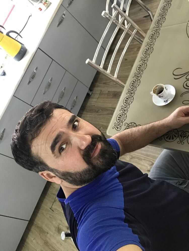  22364155  Selim, 43 ,    