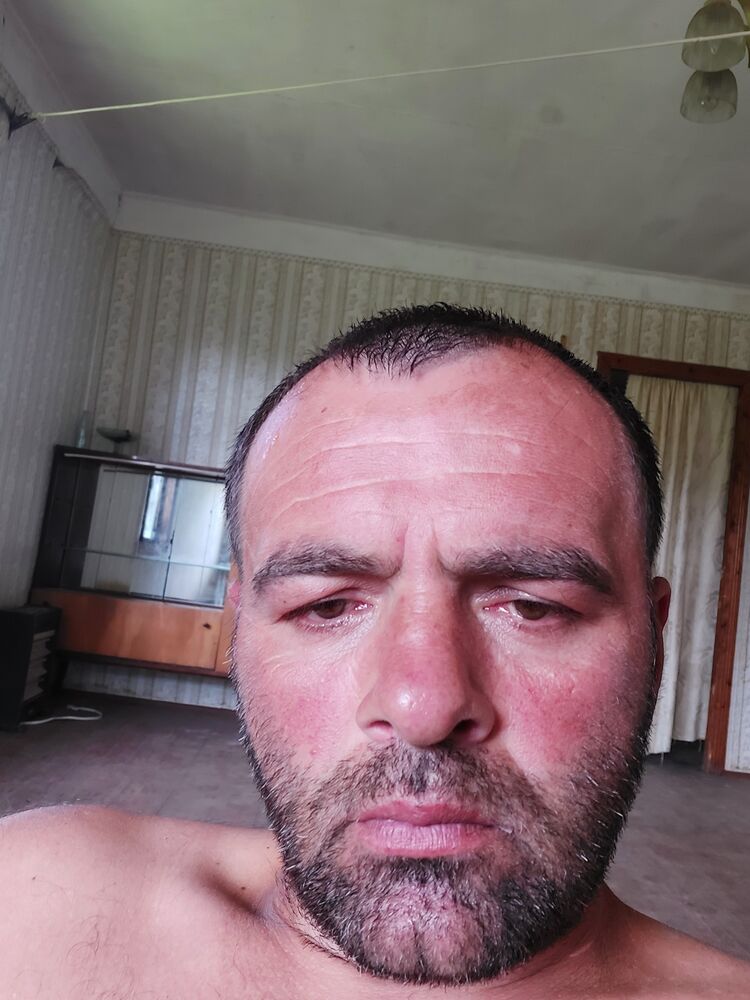  28726355  Gurgeni, 44 ,    