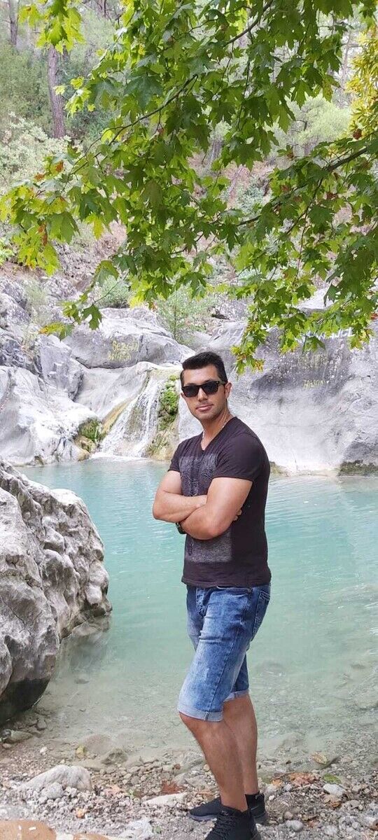  ,   Adem, 40 ,   ,   , c , 