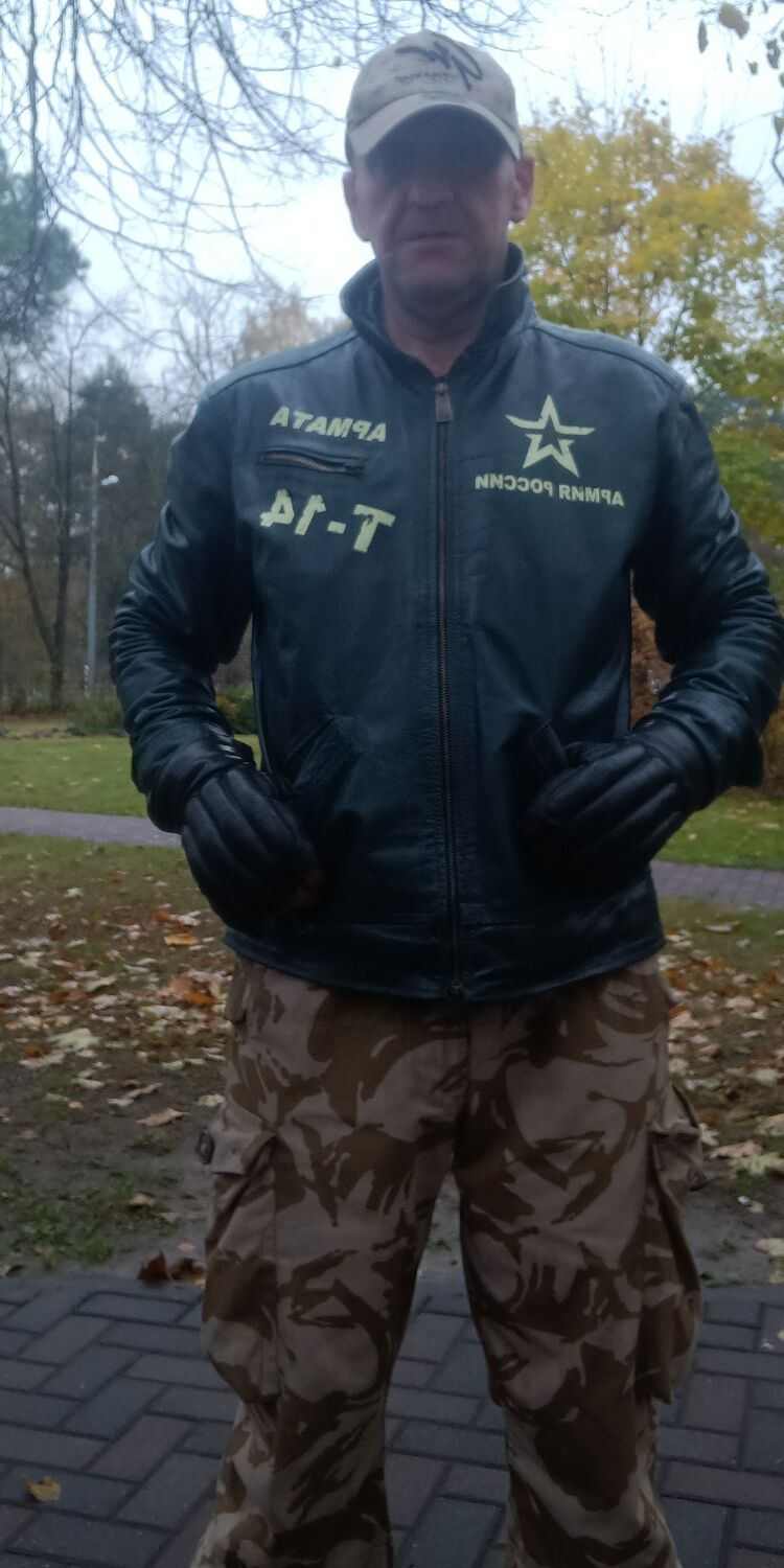  47117775  , 48 ,    