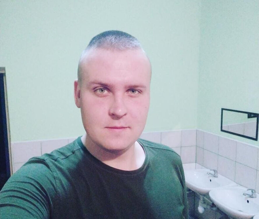  21619585  Vasya, 25 ,    