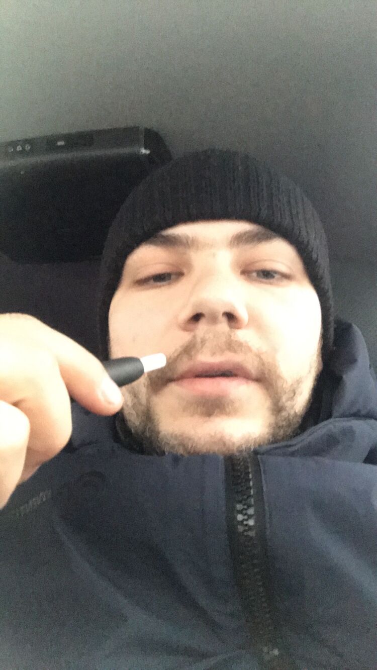  28257555  , 37 ,    