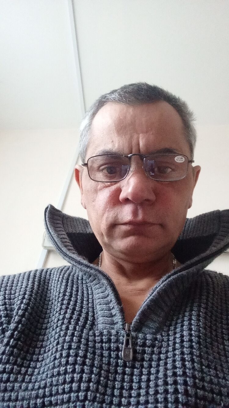  49701215  , 47 ,    