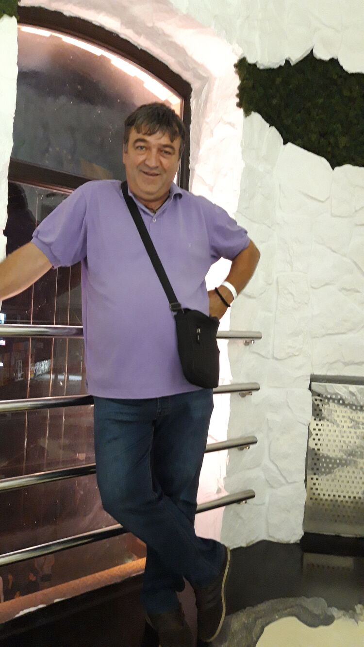  27151685  Drgoljub, 56 ,    