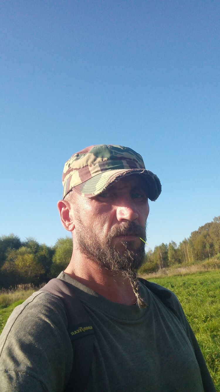 46249835  , 40 ,    