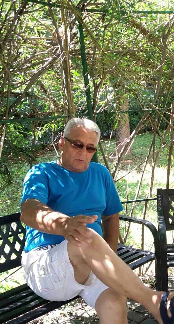  ,   Stas, 64 ,   c 