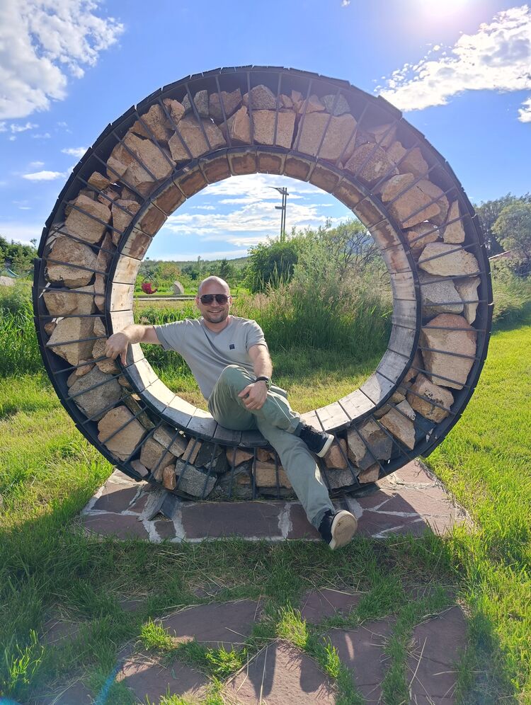  44349575  Djin, 34 ,    