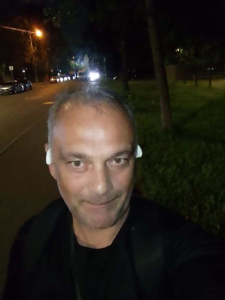  52942385  , 48 ,    