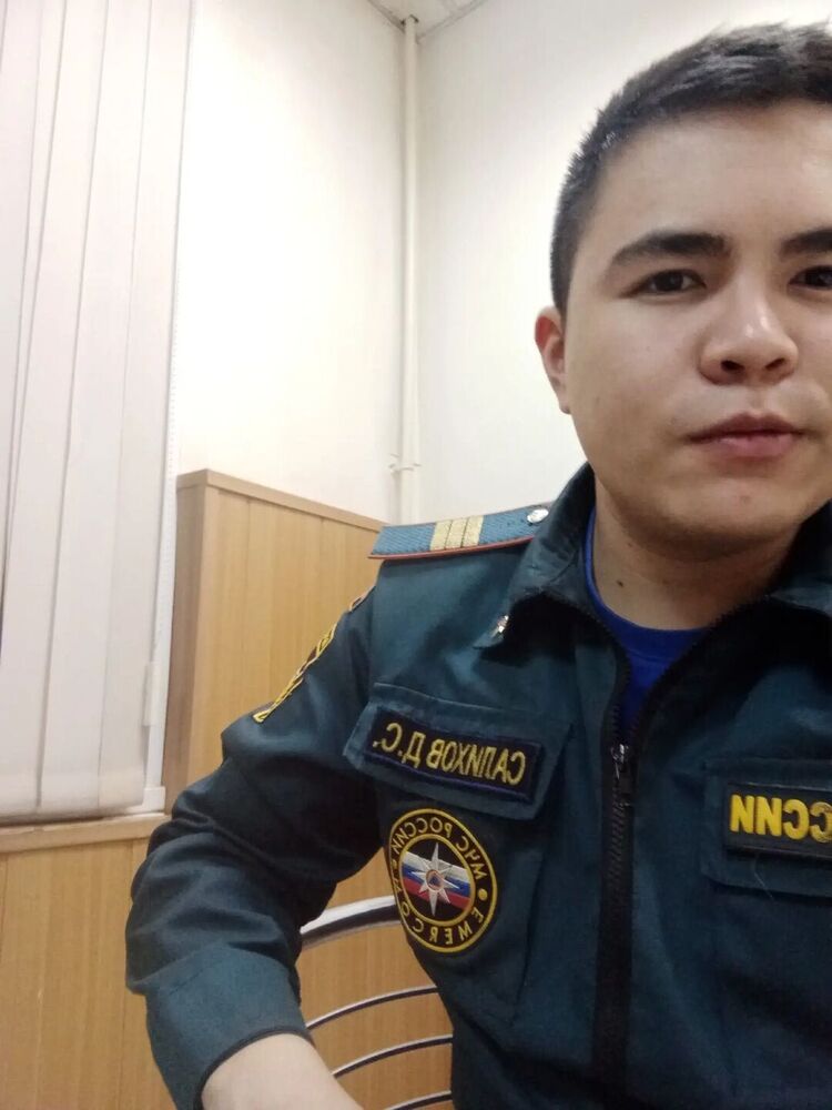  31848935  , 28 ,    