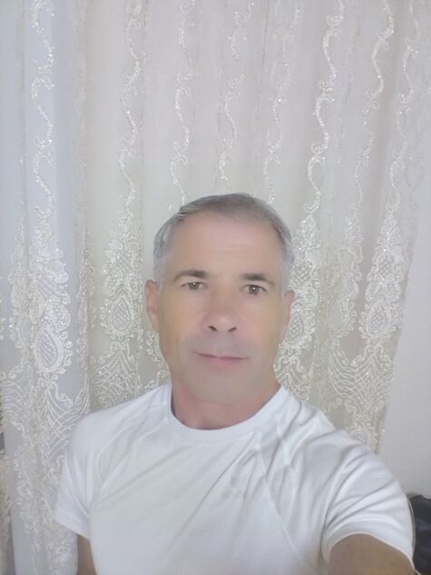  37516535  Vasile, 52 ,    