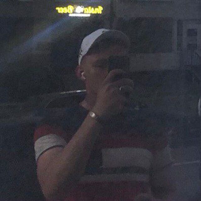  31607925  , 28 ,    -