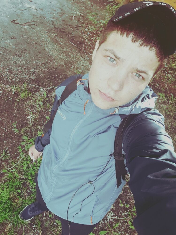  41764945  , 28 ,    