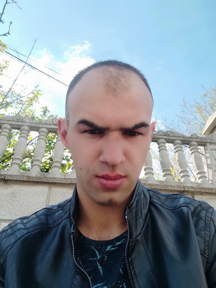  23247635  Vasile, 29 ,    