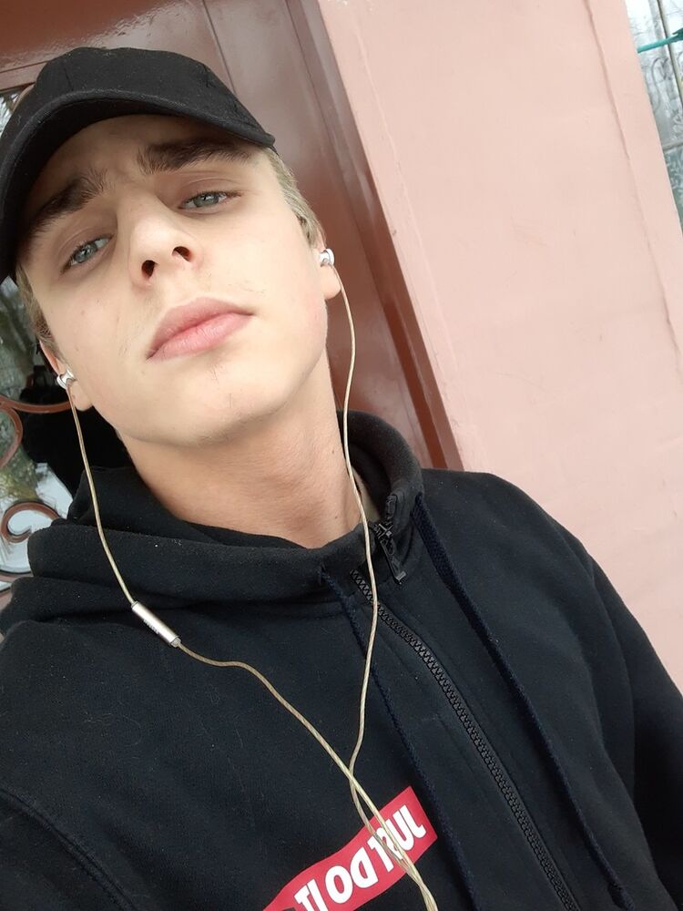 ���� 19084945 ����� Ҹ��, 24 ����, ���� ���������� � ��������